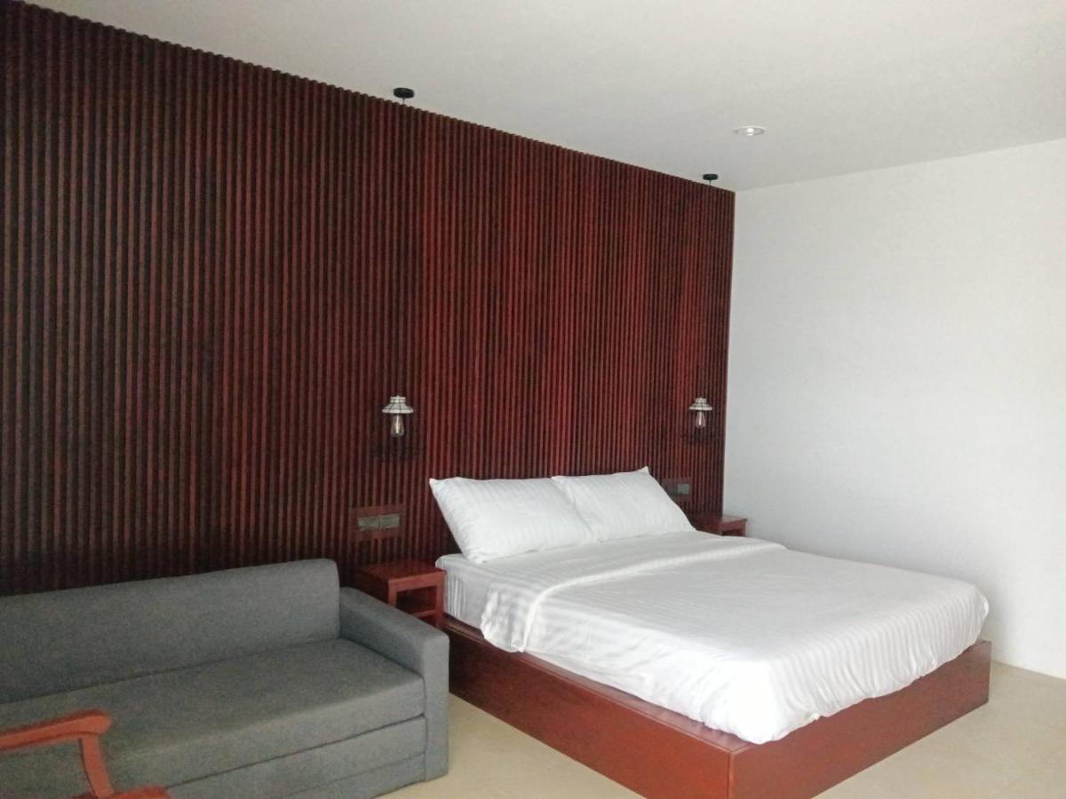 Beach House By Rose Massage Nai Thon Beach Buitenkant foto
